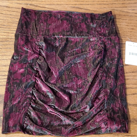 Free People Velour skirt Sz S NWT - Picture 1 of 4